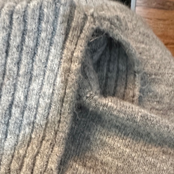 Banana Republic Gray Turtleneck Sweater - Picture 7 of 7